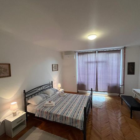 Apartmani Grand Market Sarajevo Ngoại thất bức ảnh
