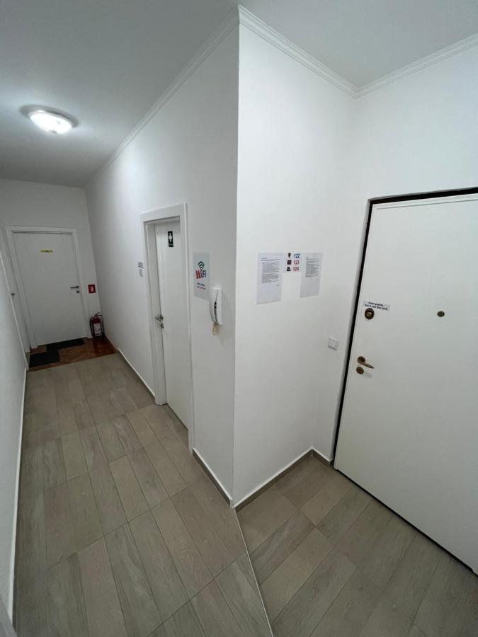 Apartmani Grand Market Sarajevo Ngoại thất bức ảnh
