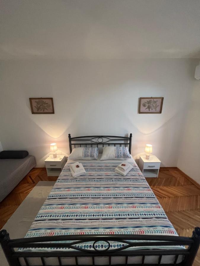 Apartmani Grand Market Sarajevo Ngoại thất bức ảnh
